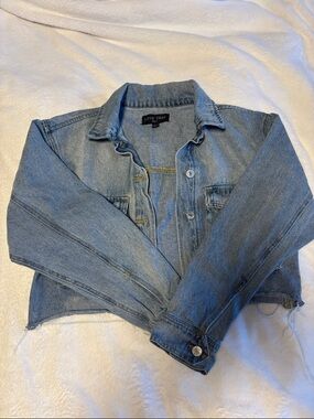 Love Tree Light Blue Cropped Denim Jacket